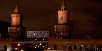 zeitraffer, time lapse, berlin, oberbaum, brücke, oberbaumbrücke, kreuzberg, mitte, nacht, dunkel