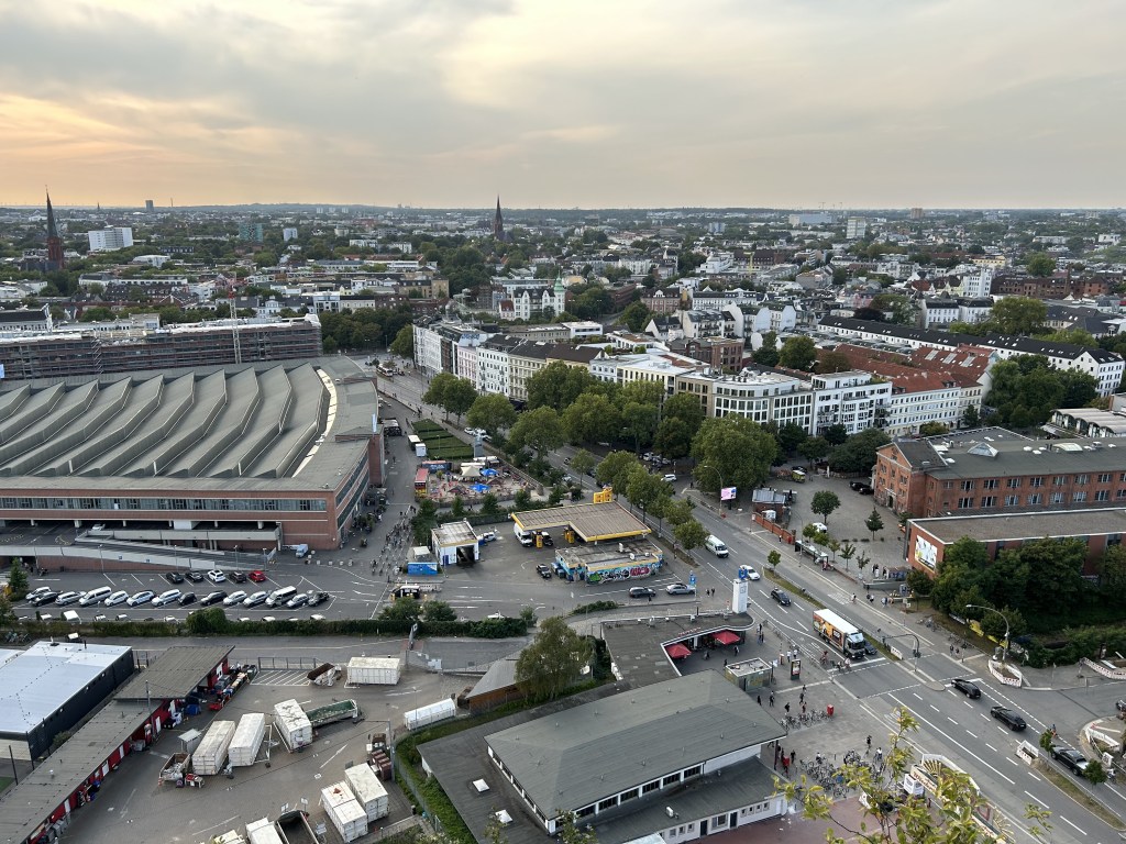 heiligengeistfeld, feldbunker, feldstraße, hamburg, turm, bunker, sightseeing